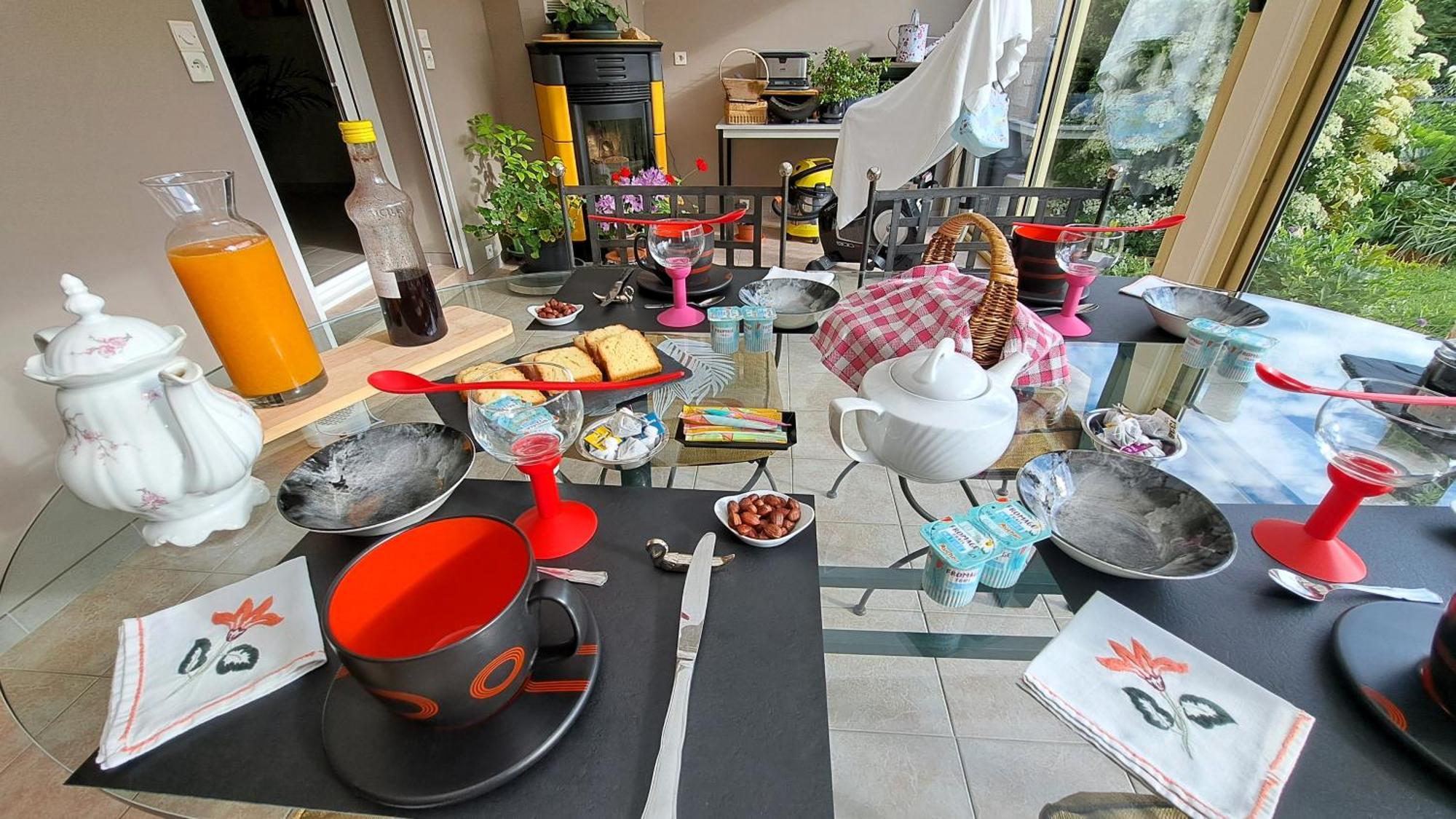 Chambre Privee Avec Salon, Garage Voiture, Velos, Motos Tourville-sur-Arques Εξωτερικό φωτογραφία